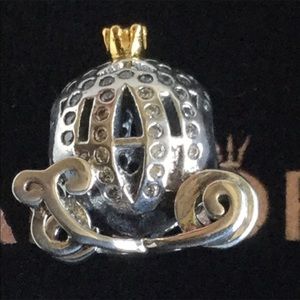 Pandora carriage charm